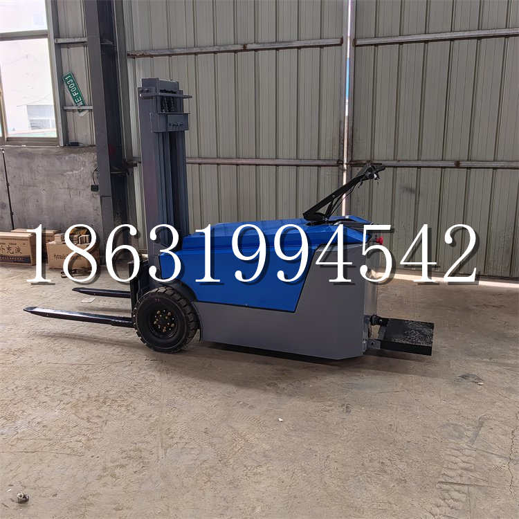 榆社县全电动叉车插腿式堆高车液压装卸车1.5吨升高小型站驾式铲车